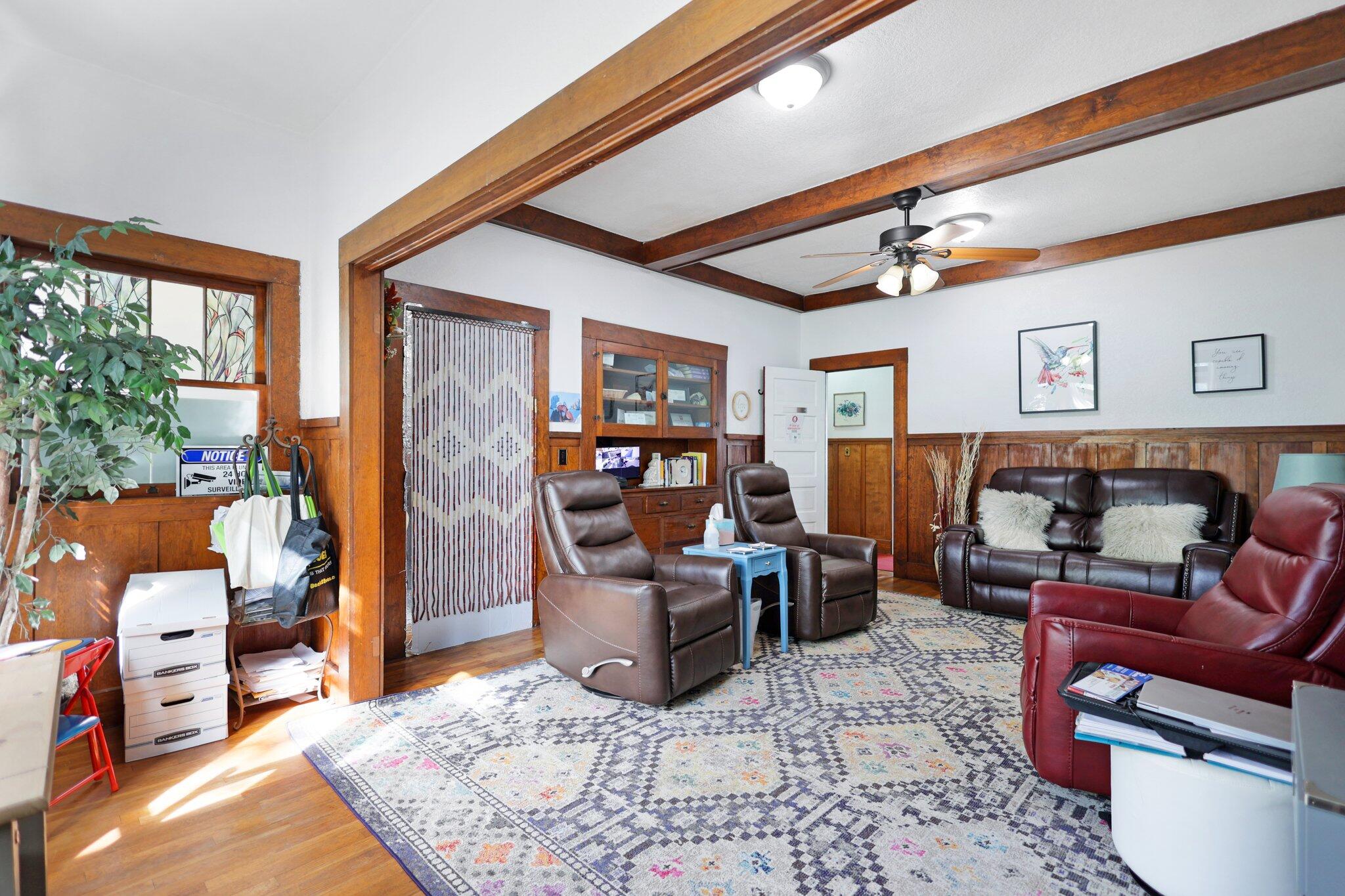 property viewer photo 7