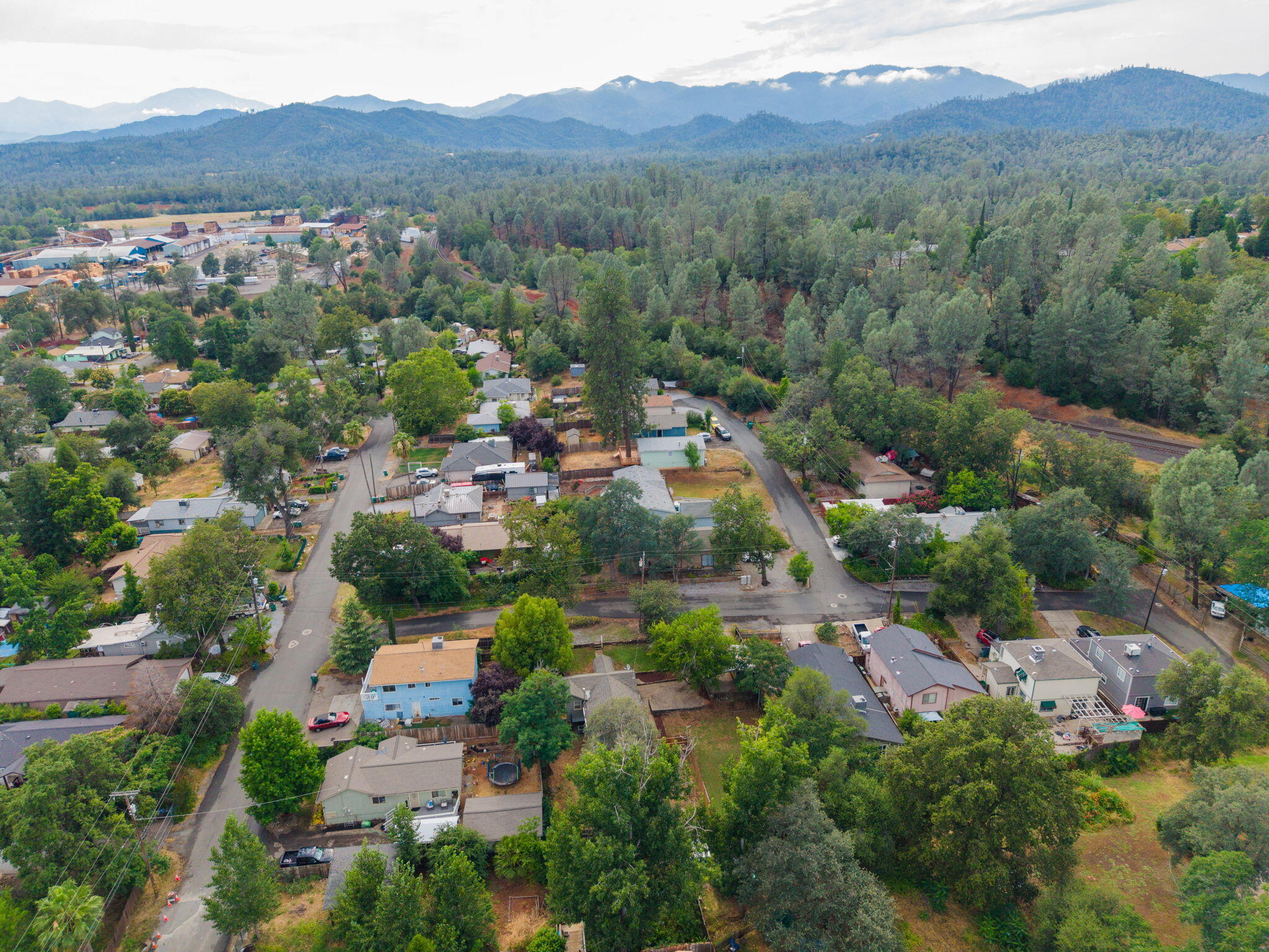 main property photo 31
