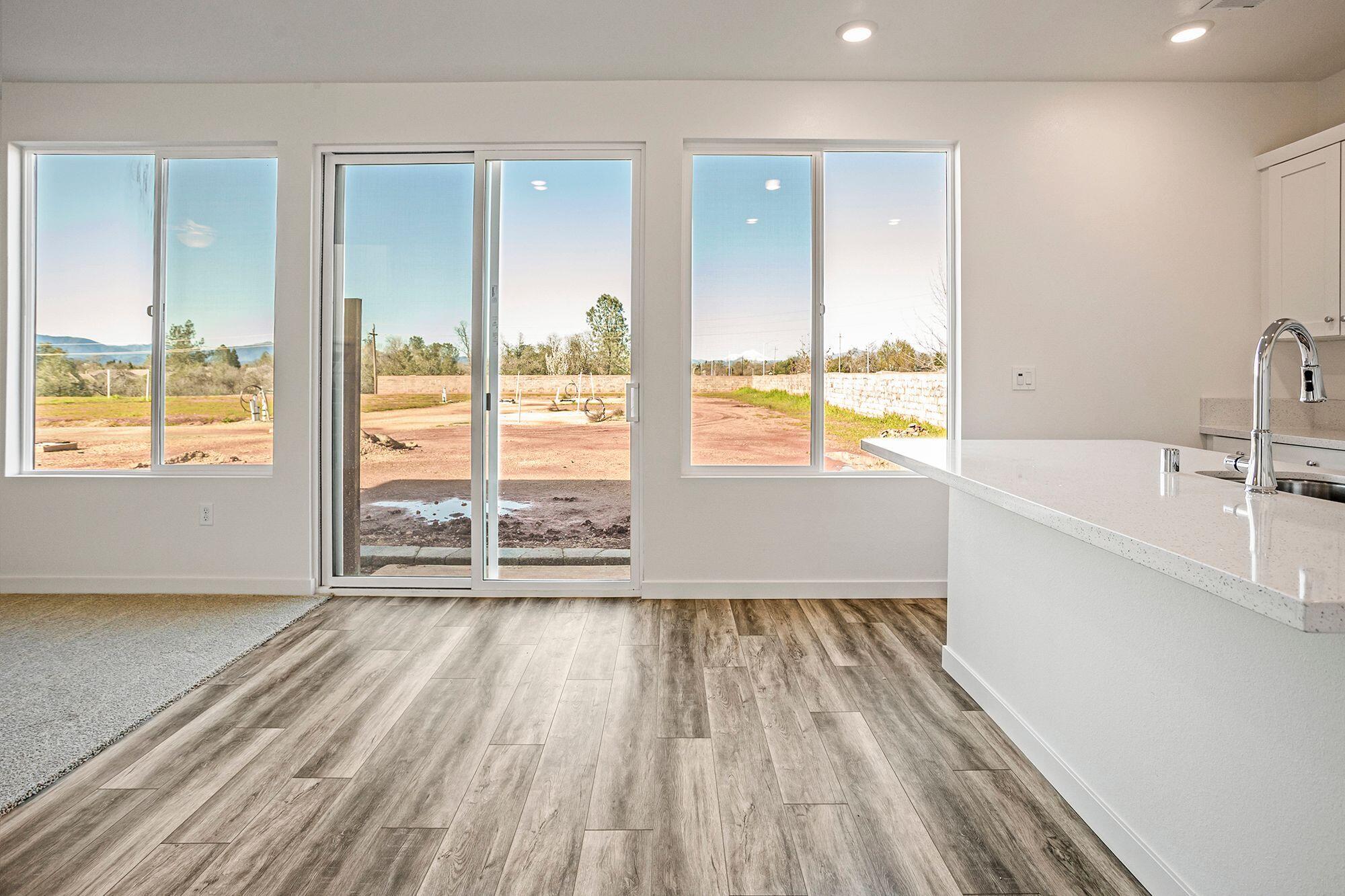 property viewer photo 14