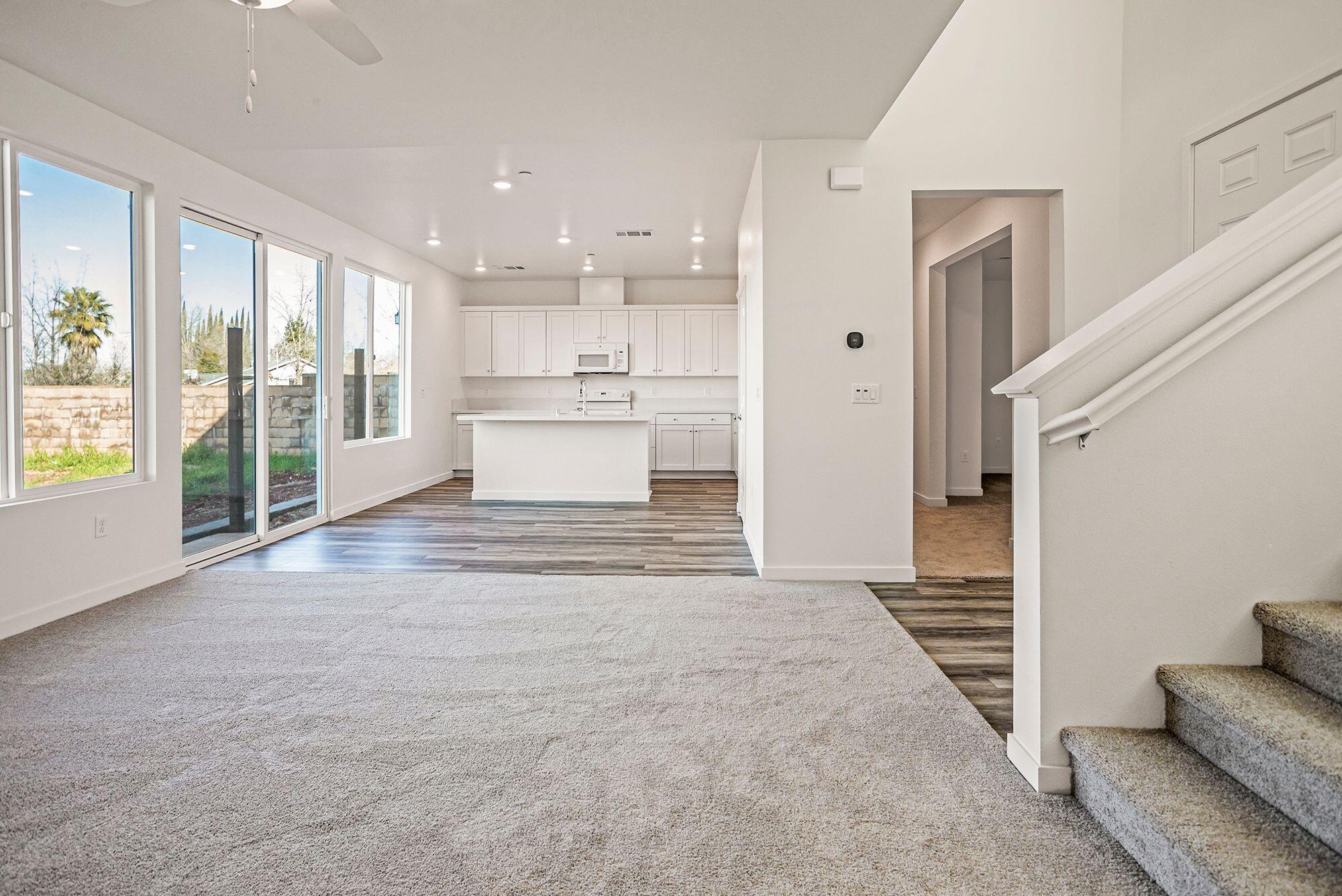 property viewer photo 3