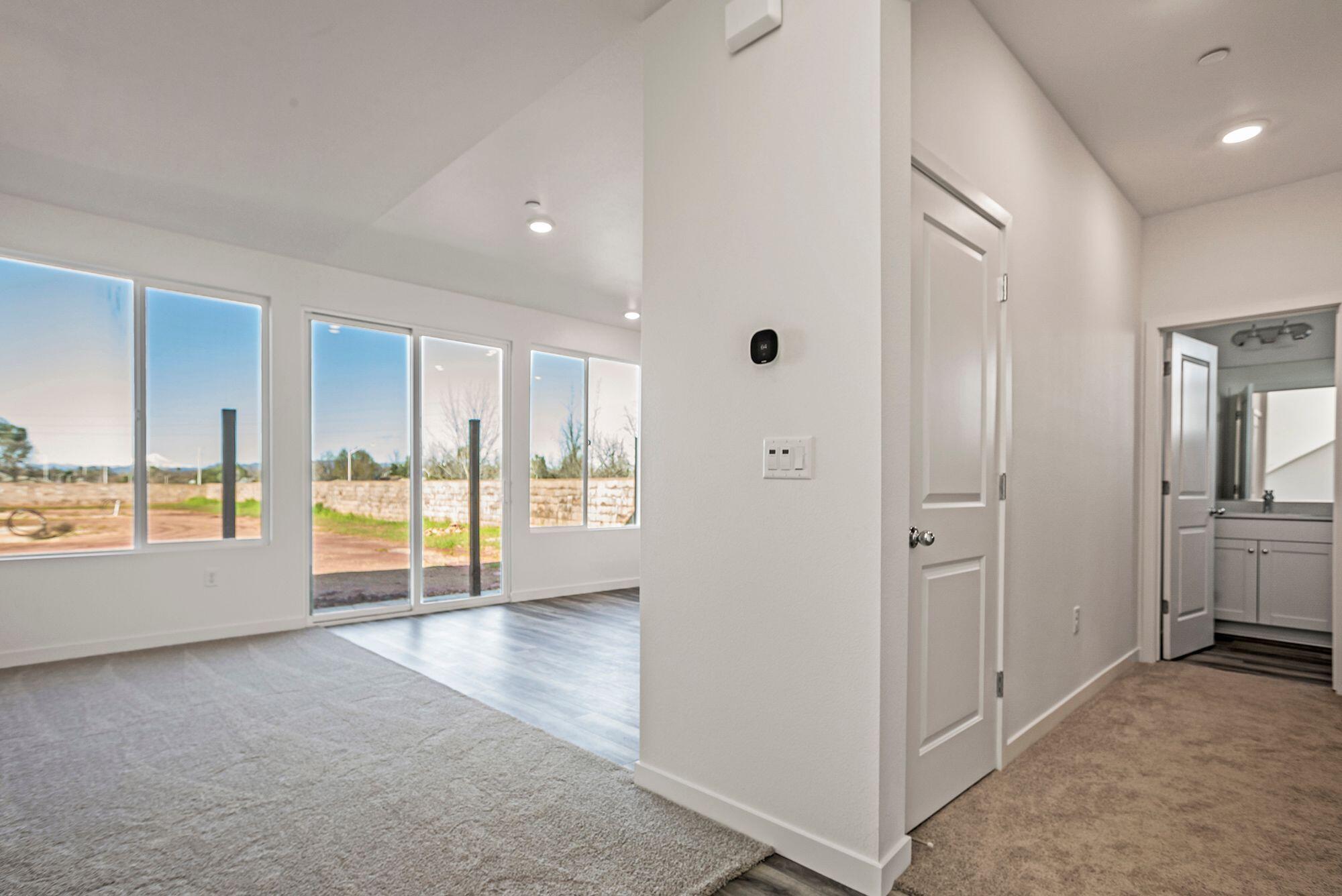 property viewer photo 5