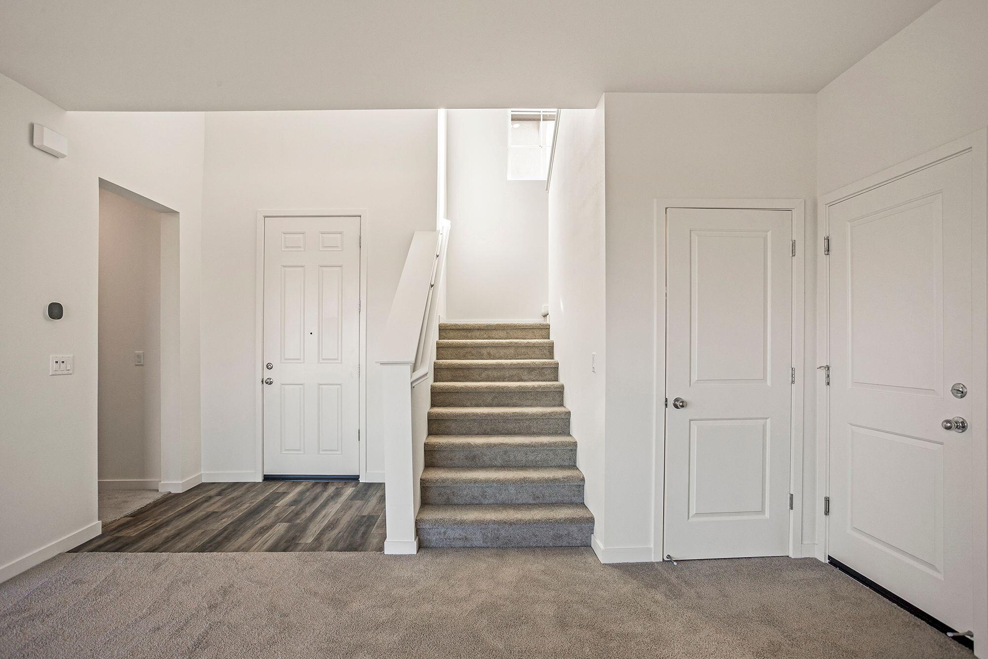 property viewer photo 8
