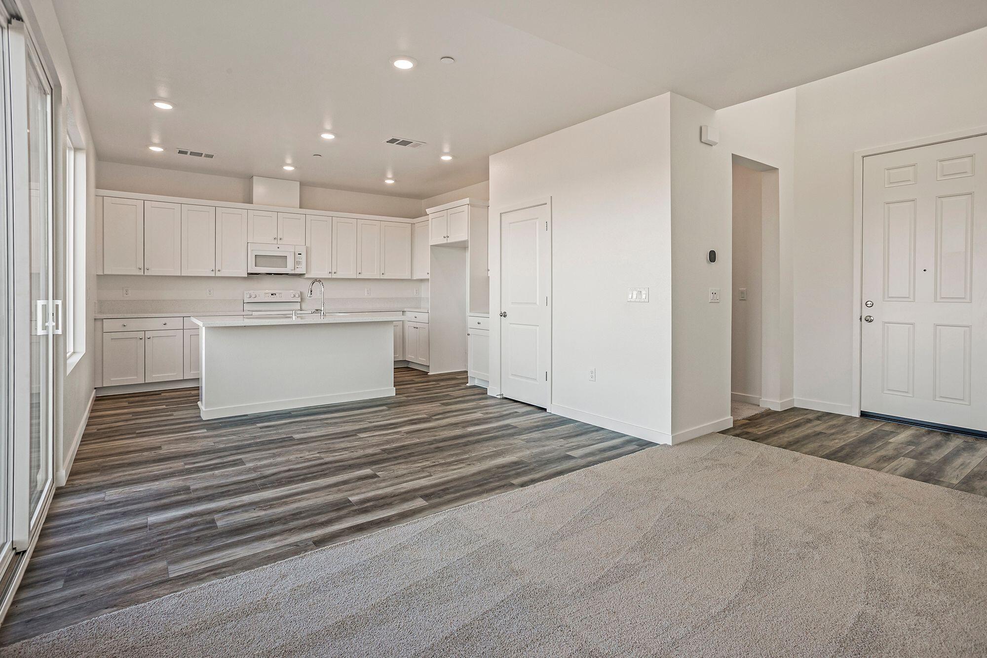 property viewer photo 9