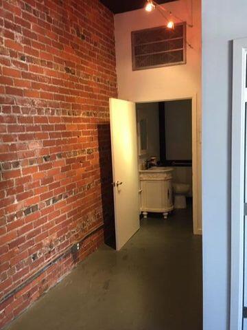 property viewer photo 2