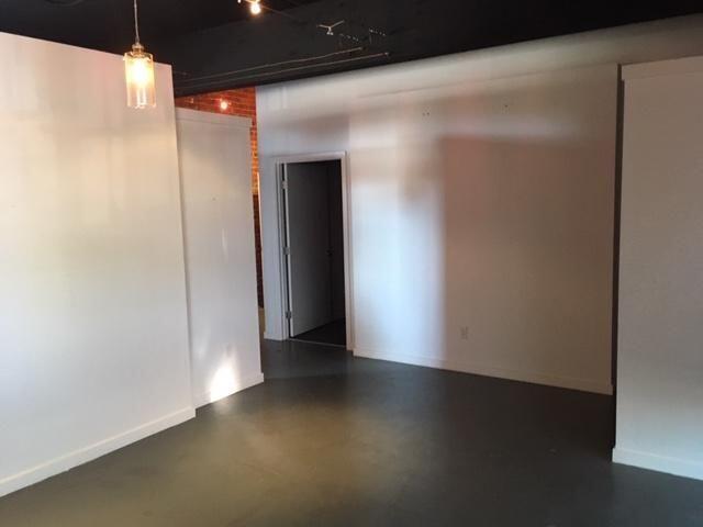 property viewer photo 4