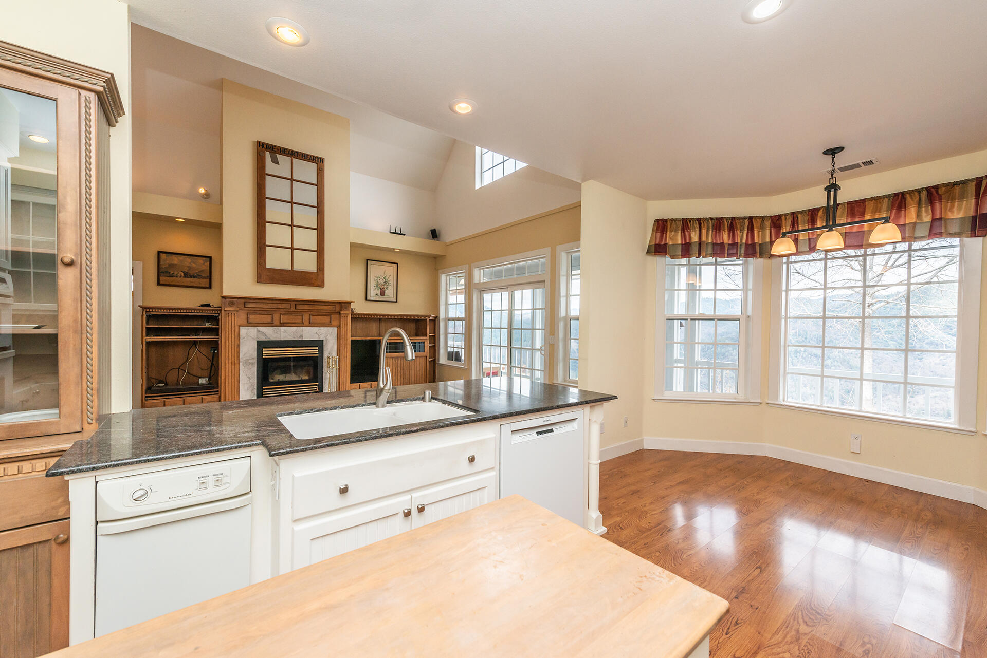 property viewer photo 23