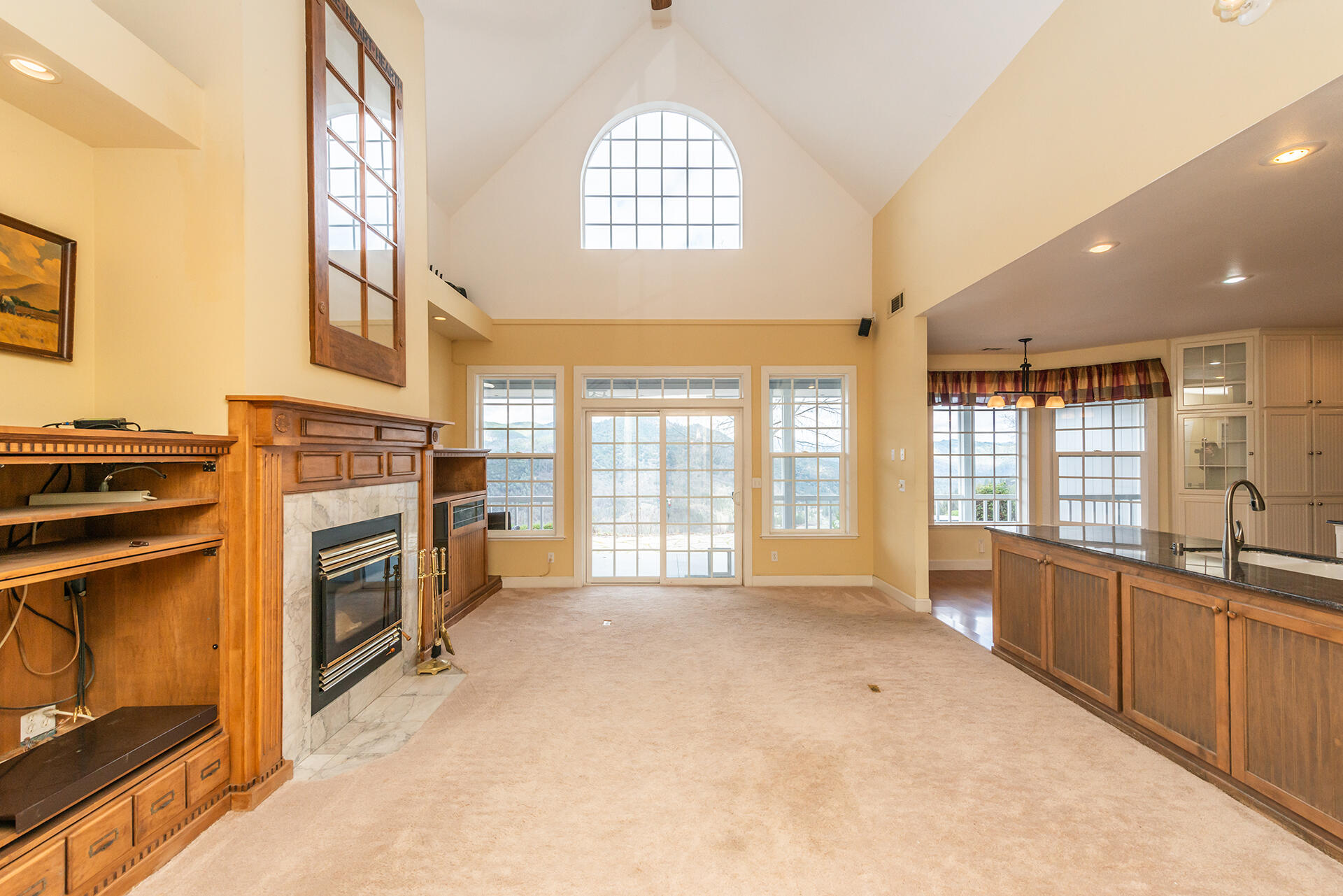 property viewer photo 3