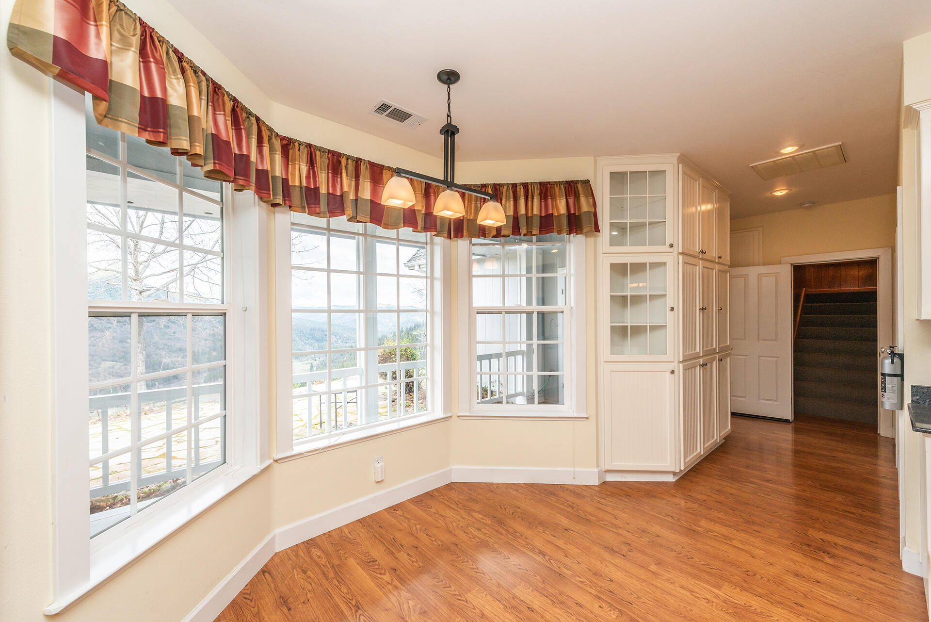 property viewer photo 30
