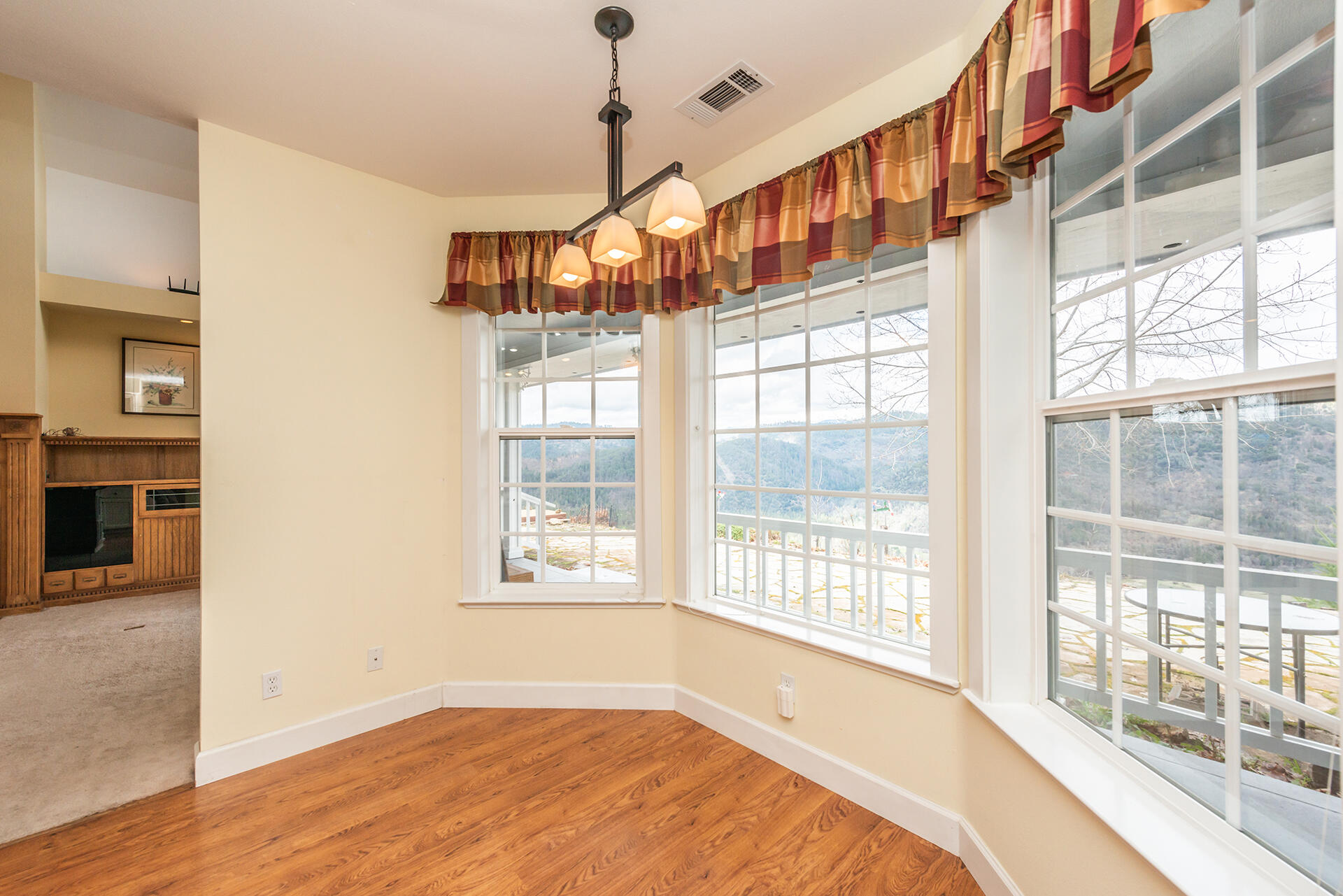 property viewer photo 31