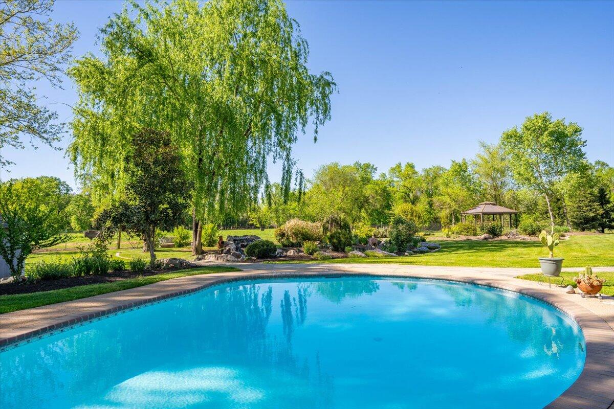 main property photo 63