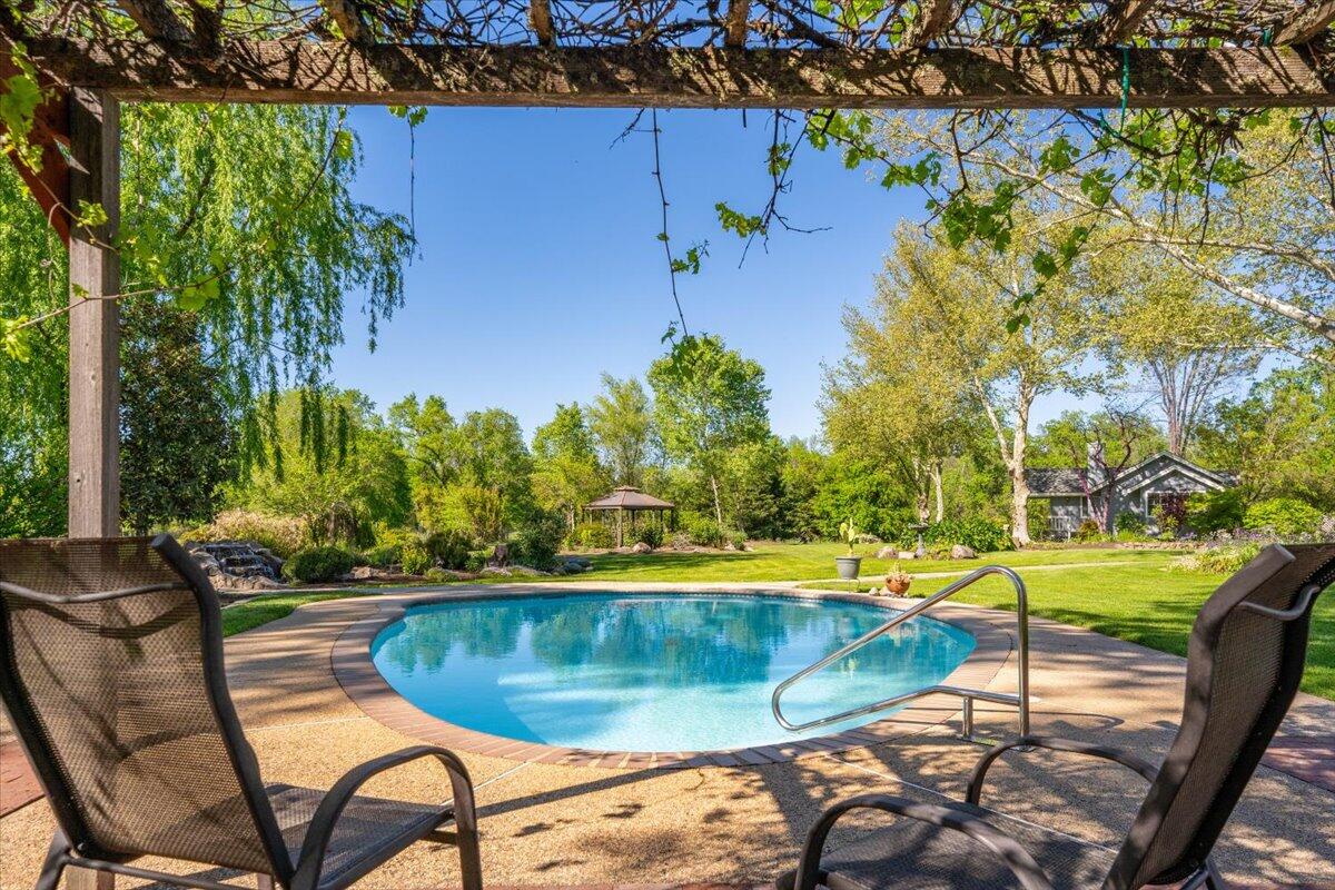 main property photo 64