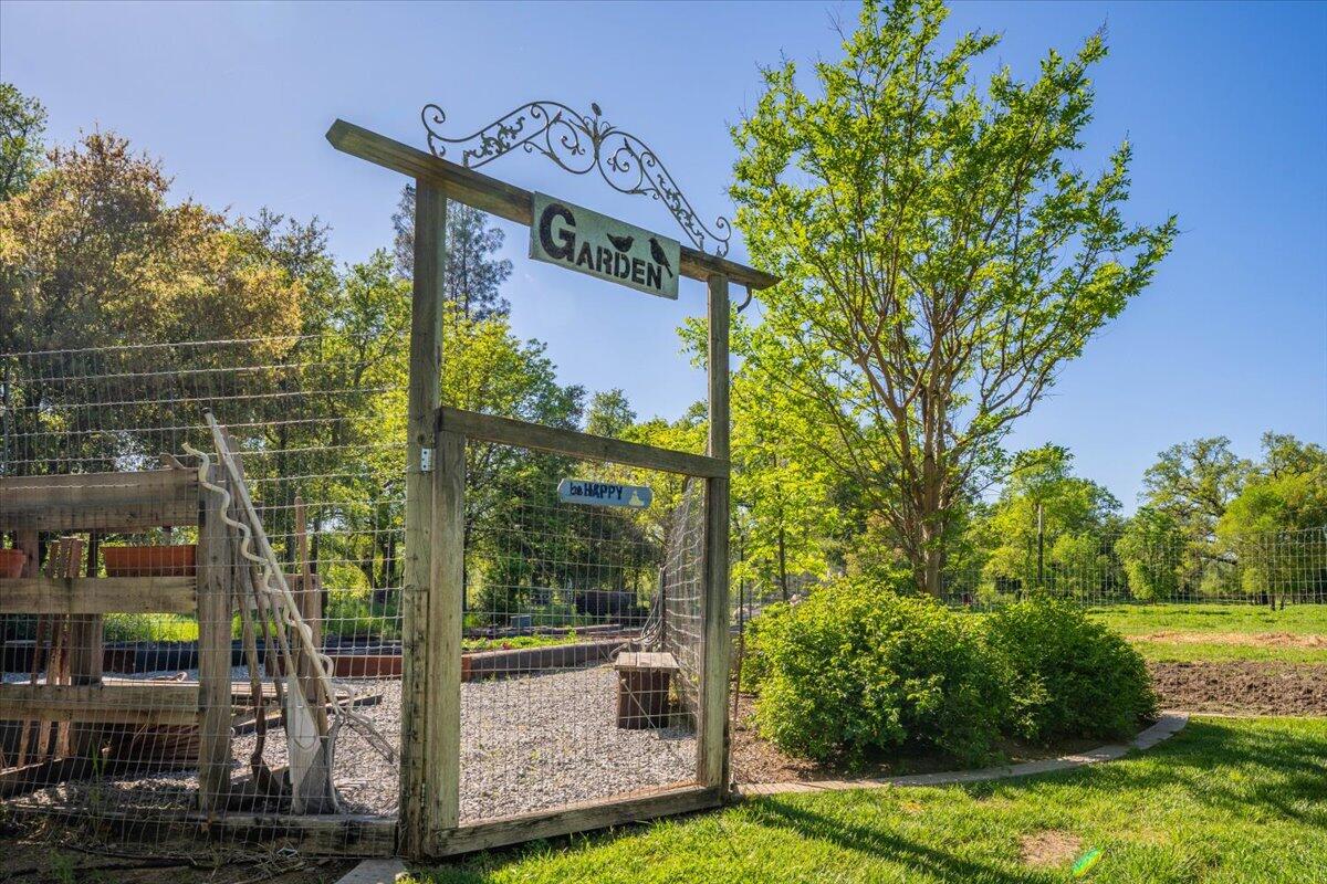main property photo 66