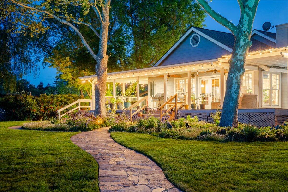 main property photo 75