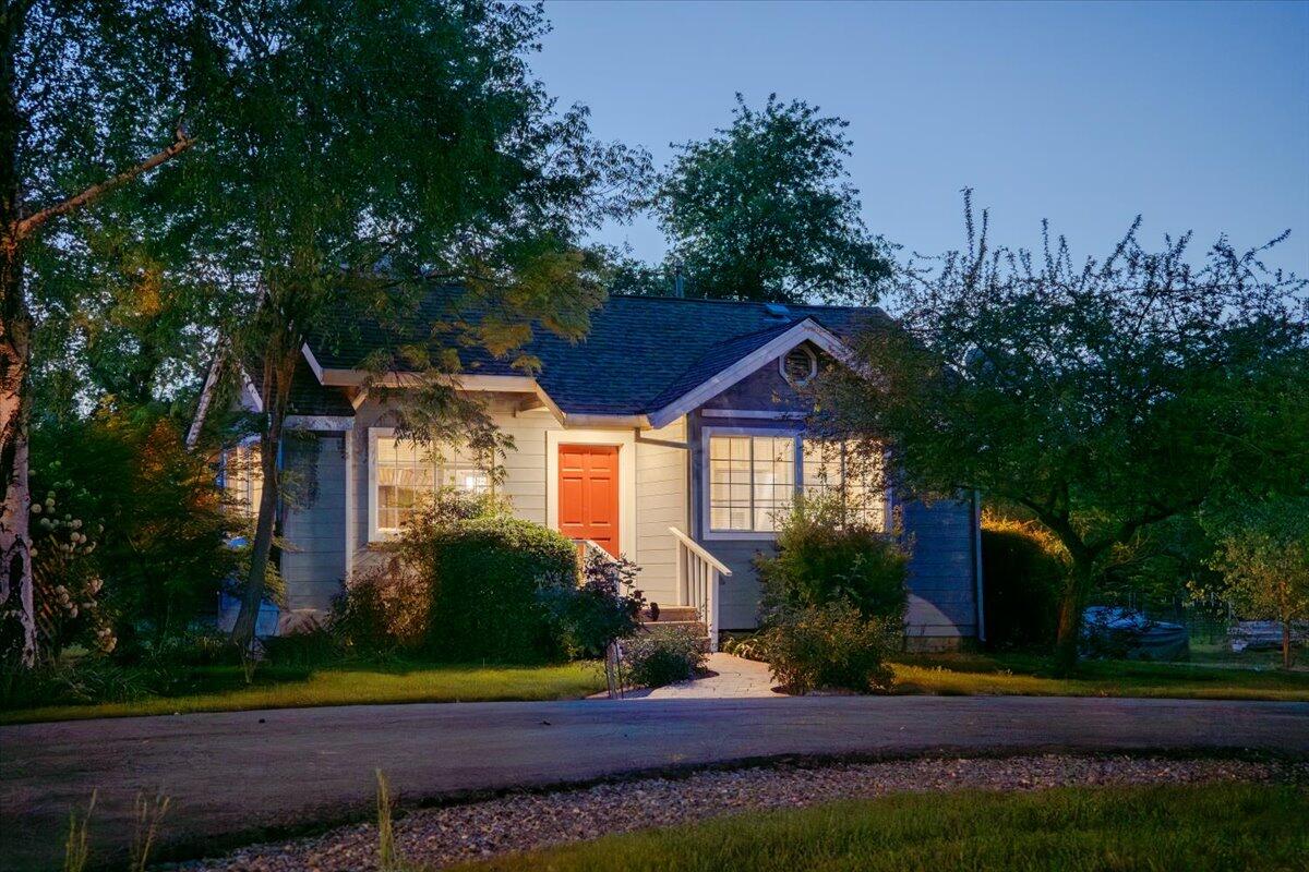 main property photo 81