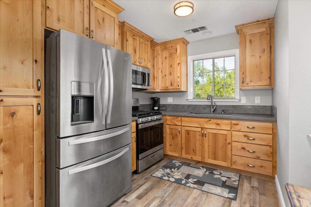 main property photo 85