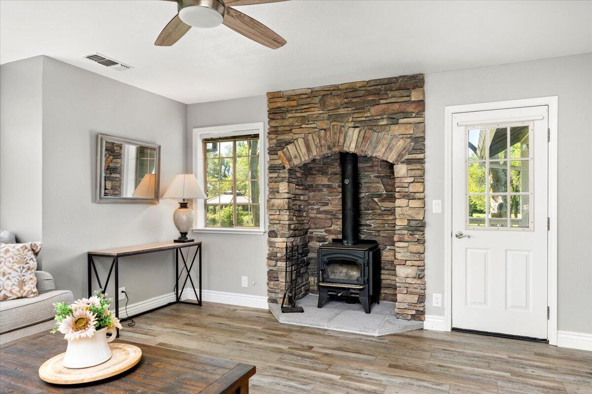 main property photo 88
