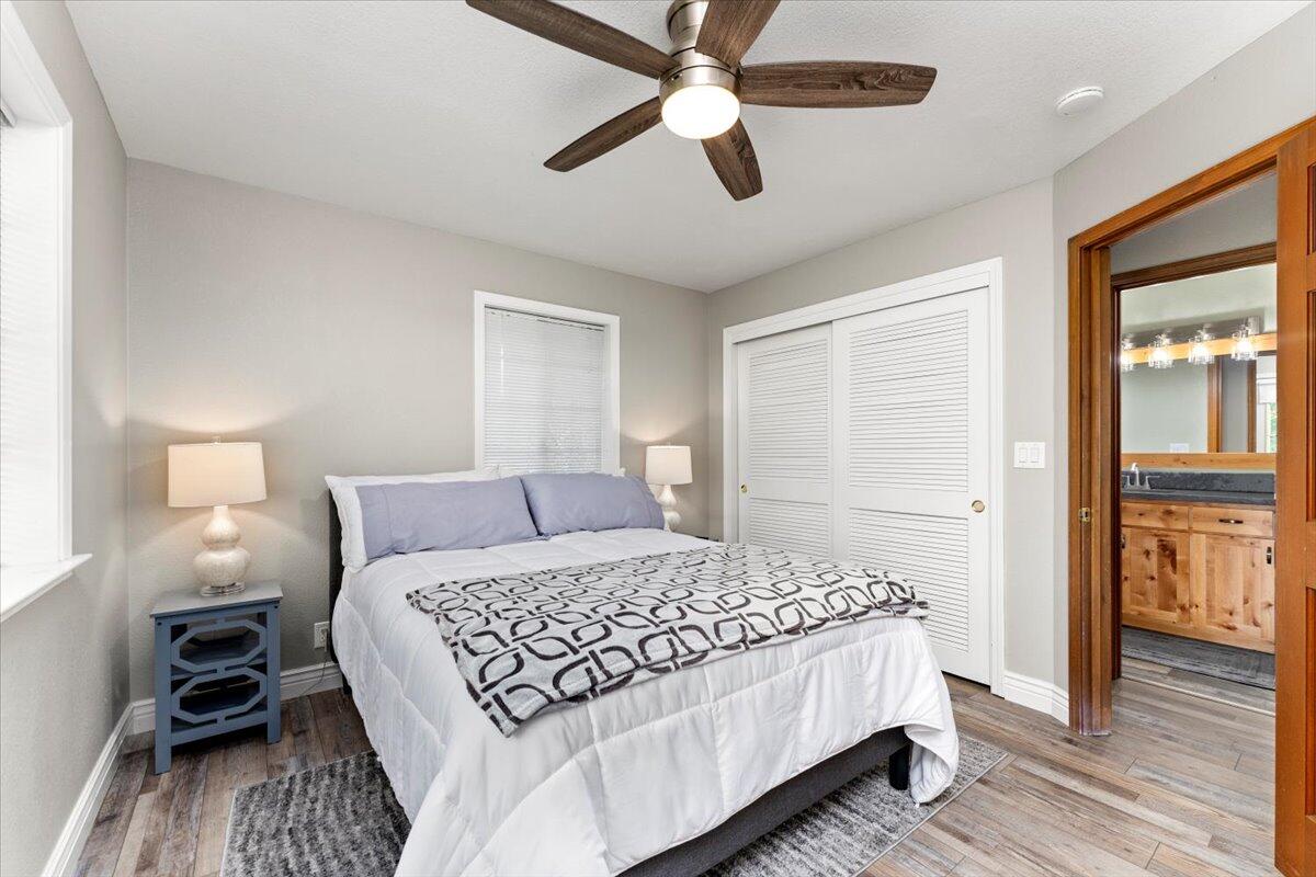 main property photo 90