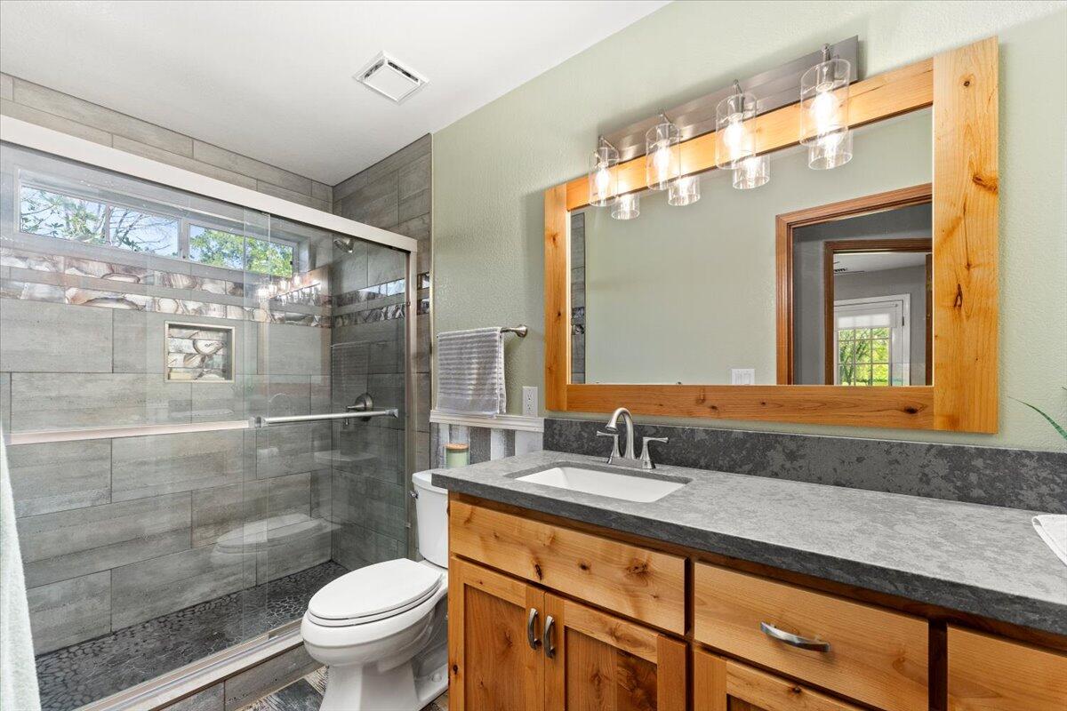 main property photo 92