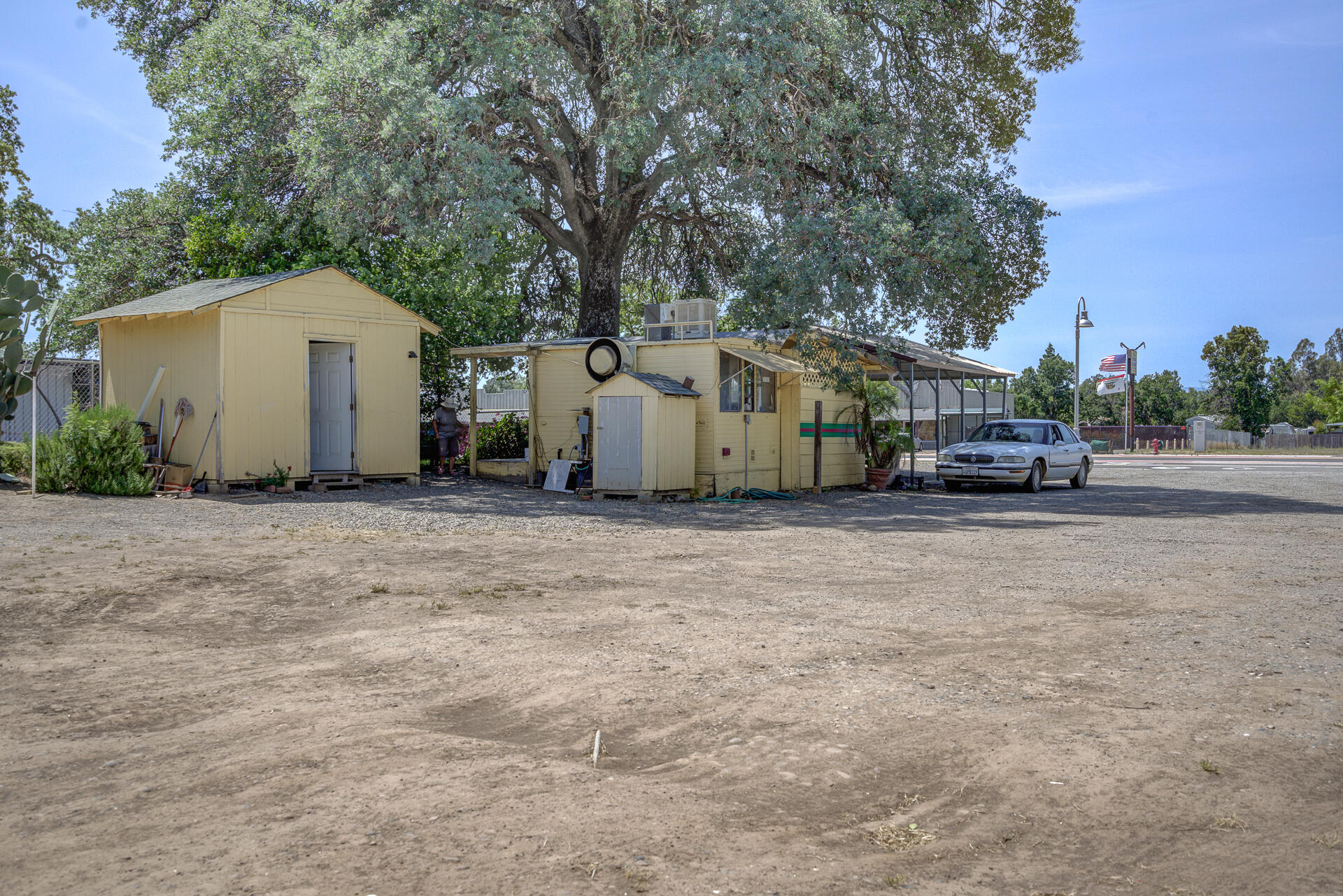 main property photo 4