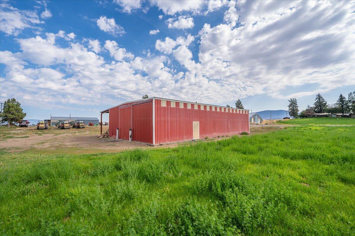 main property photo 127