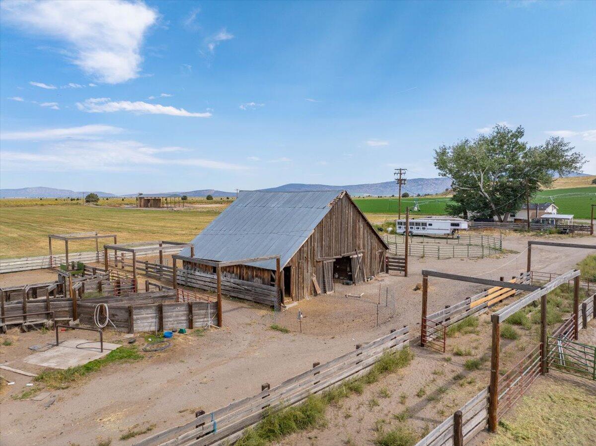 main property photo 95