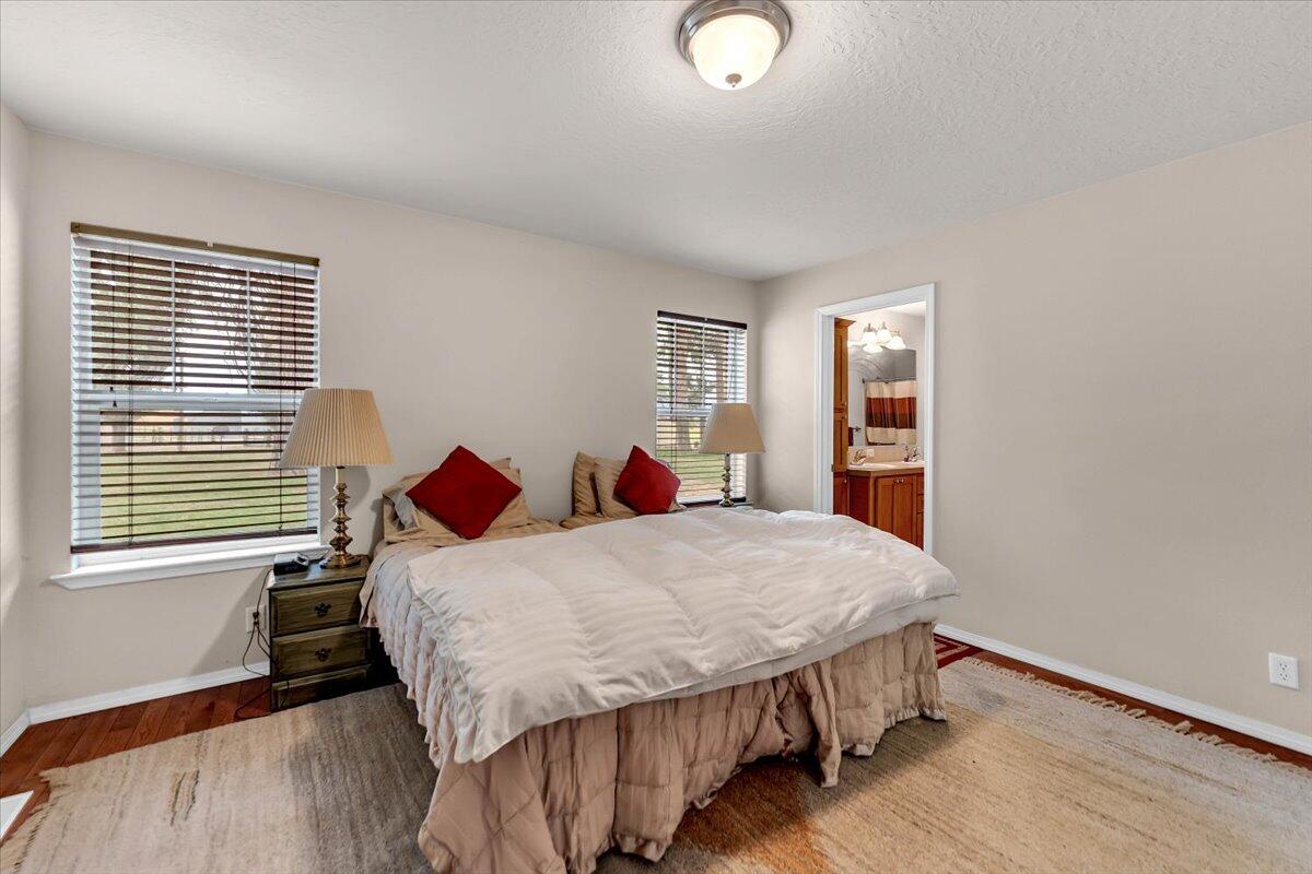 main property photo 118