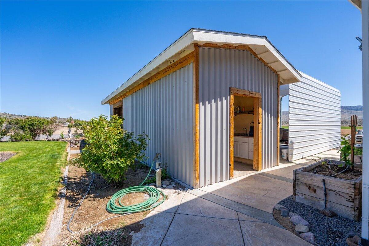 main property photo 61