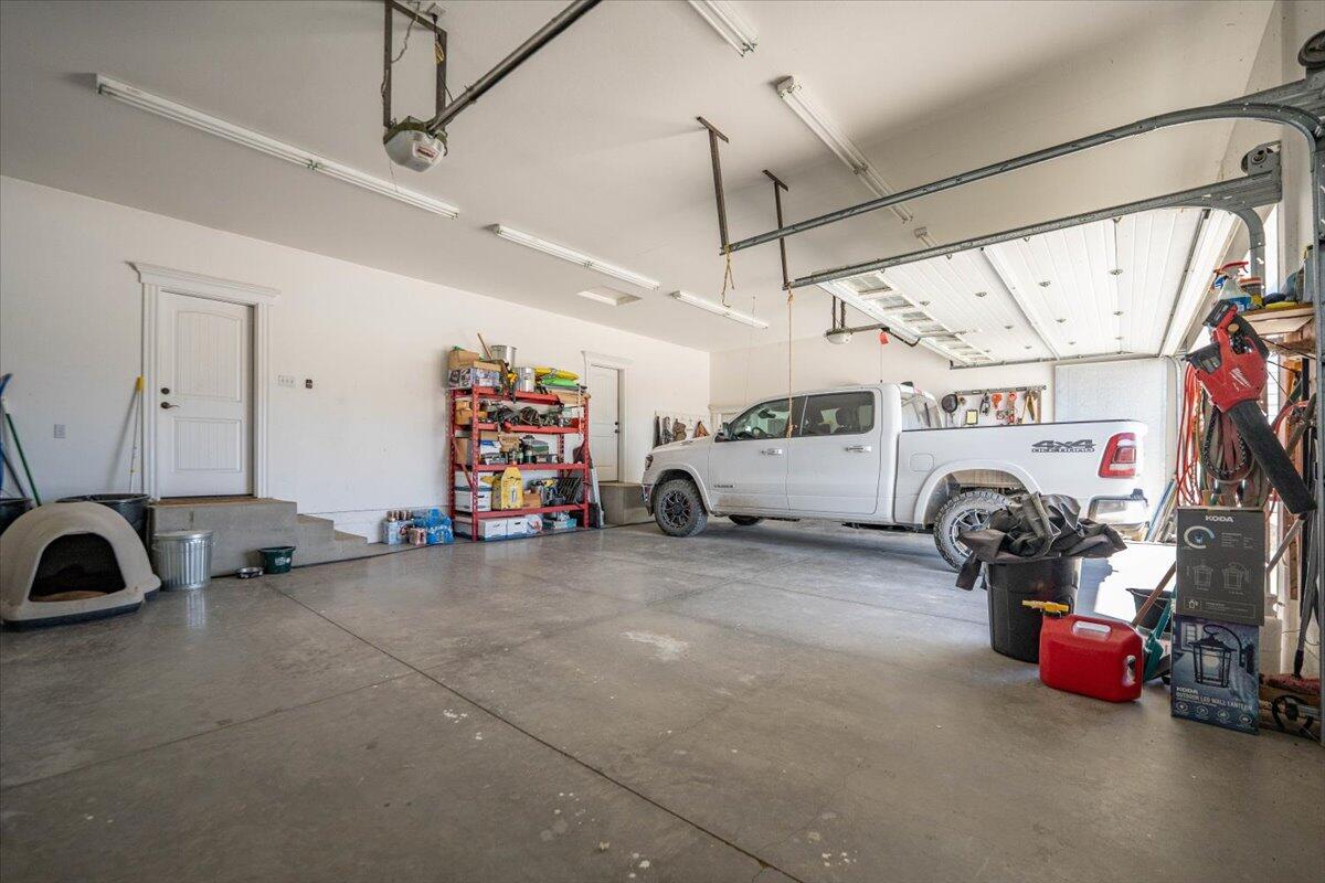 main property photo 74