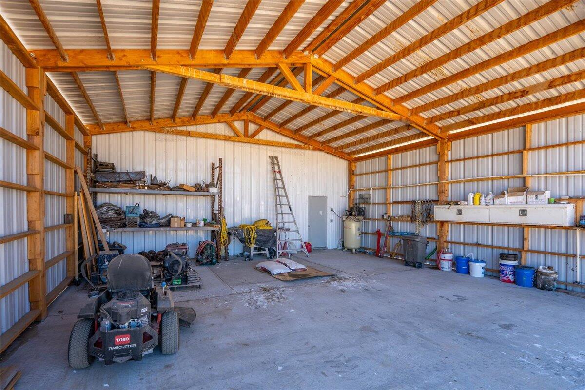 main property photo 86