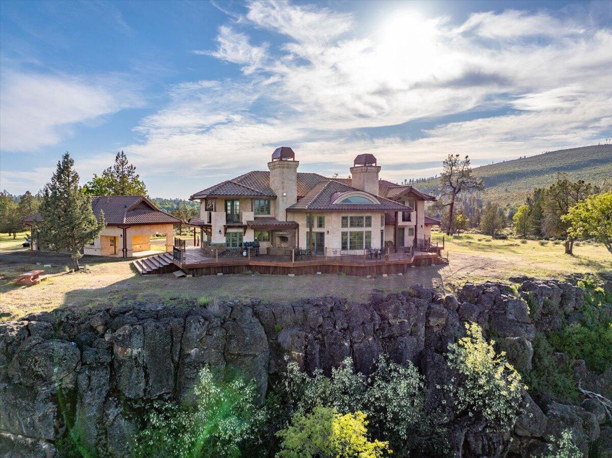 main property photo 103
