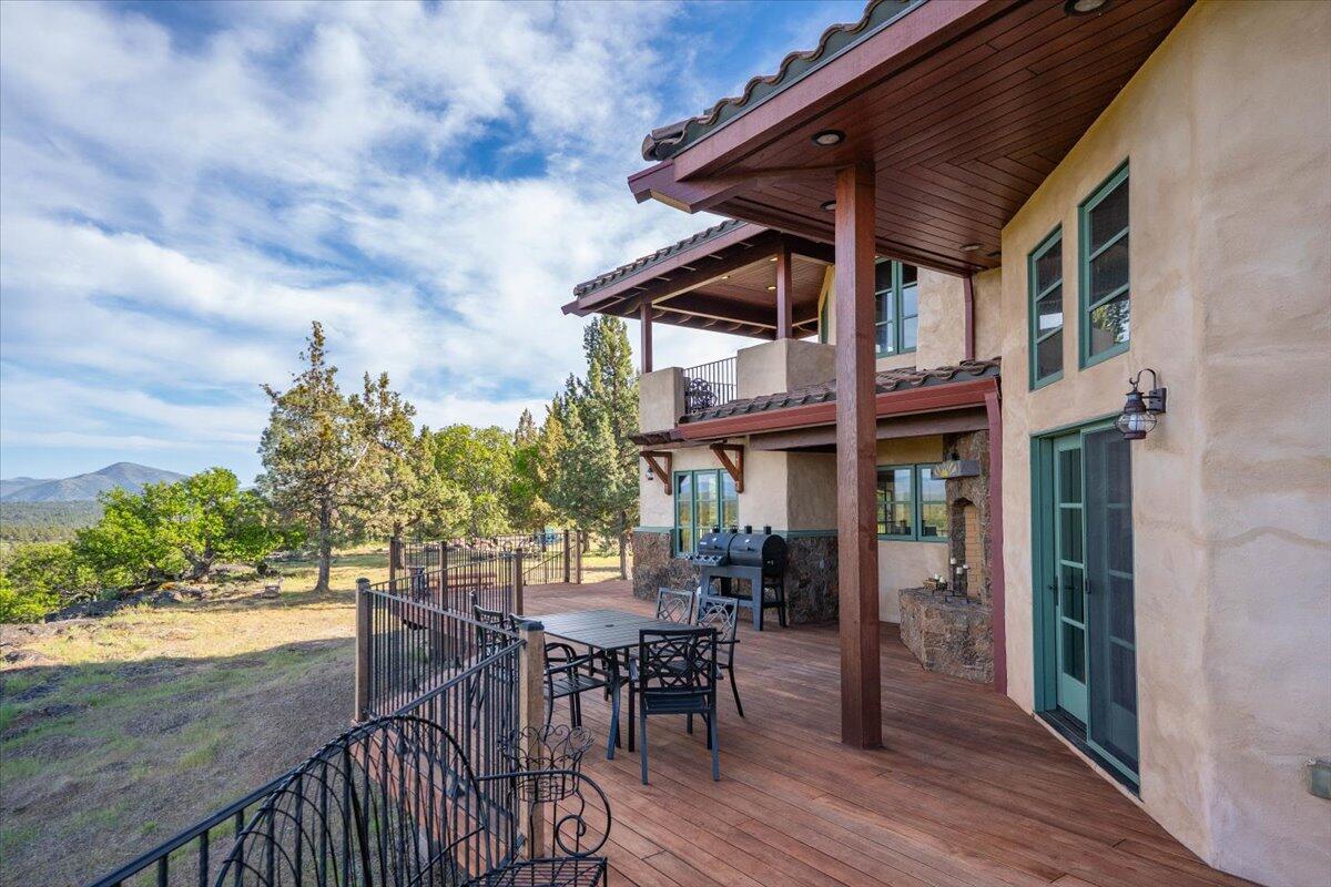 main property photo 69