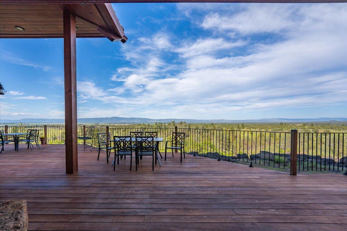 main property photo 74