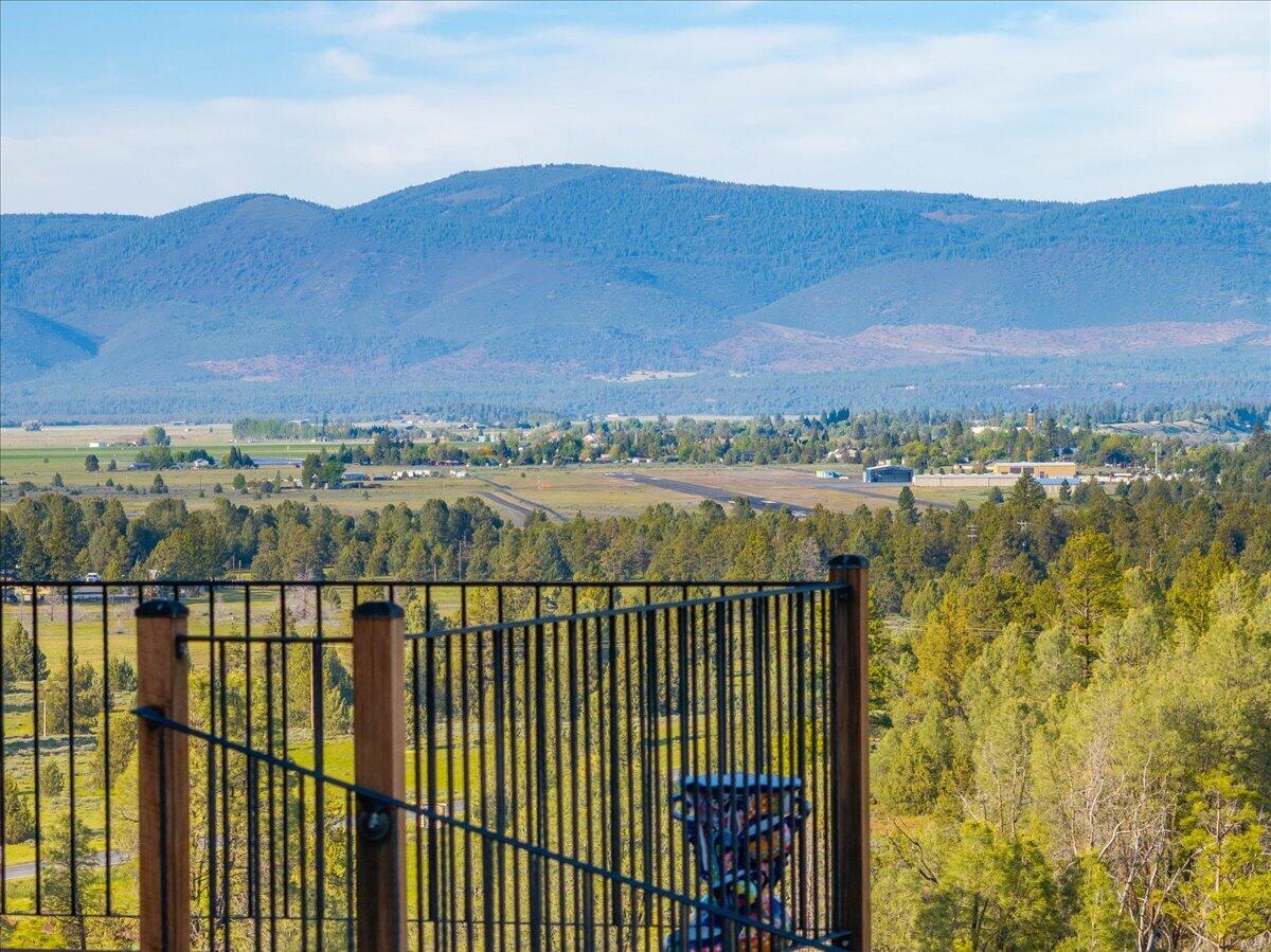 main property photo 75
