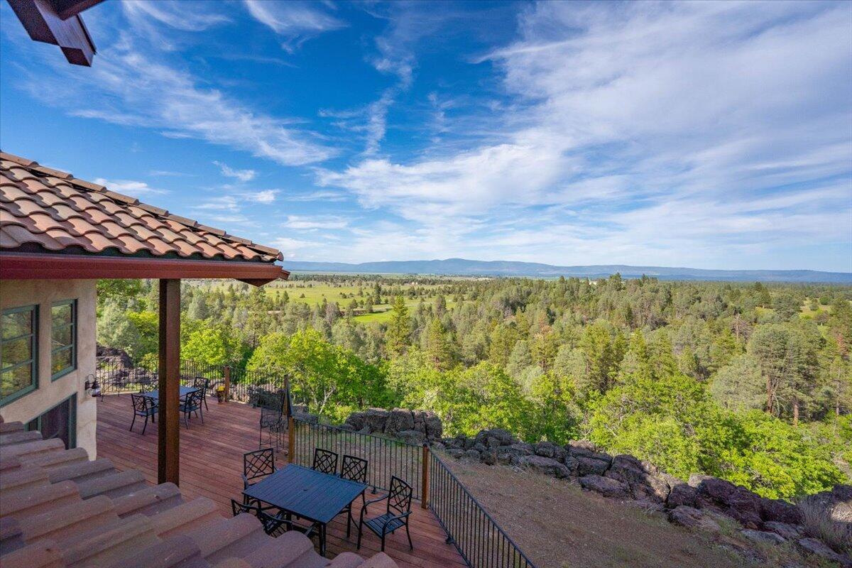 main property photo 76
