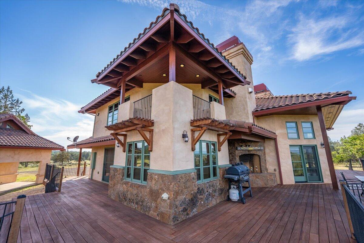main property photo 80
