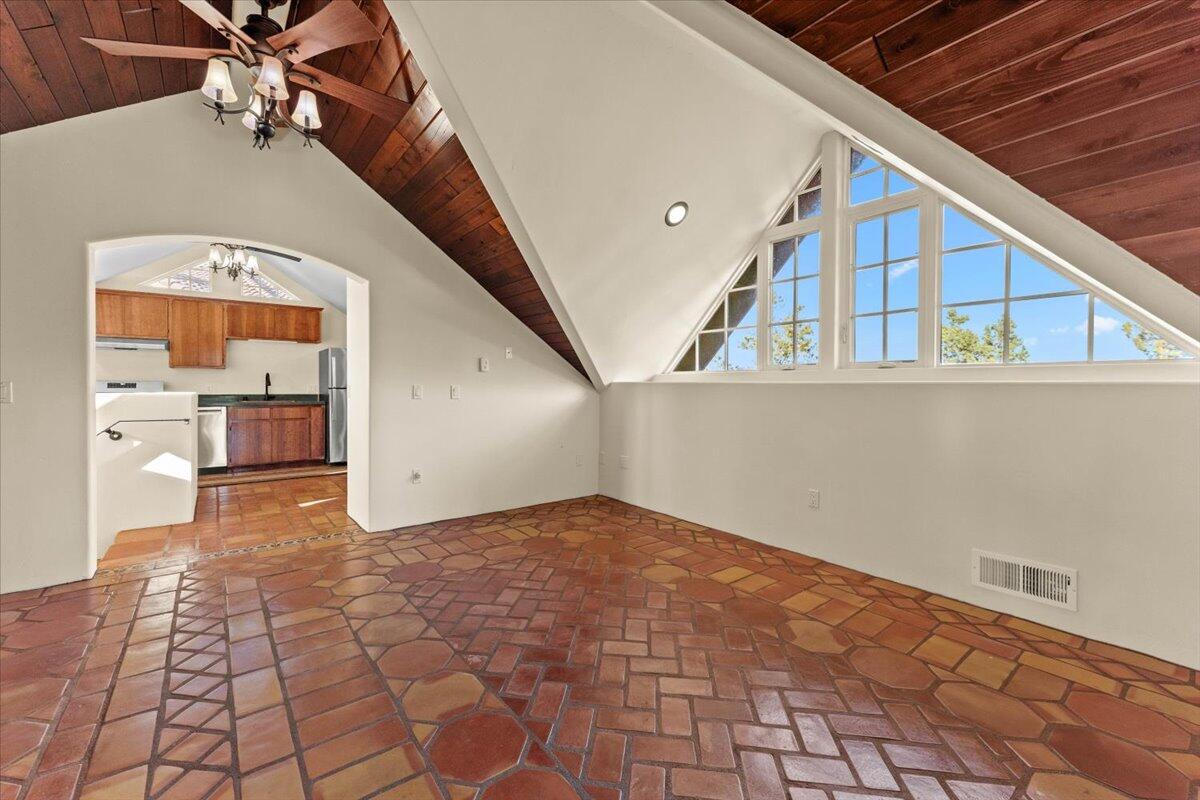 main property photo 88