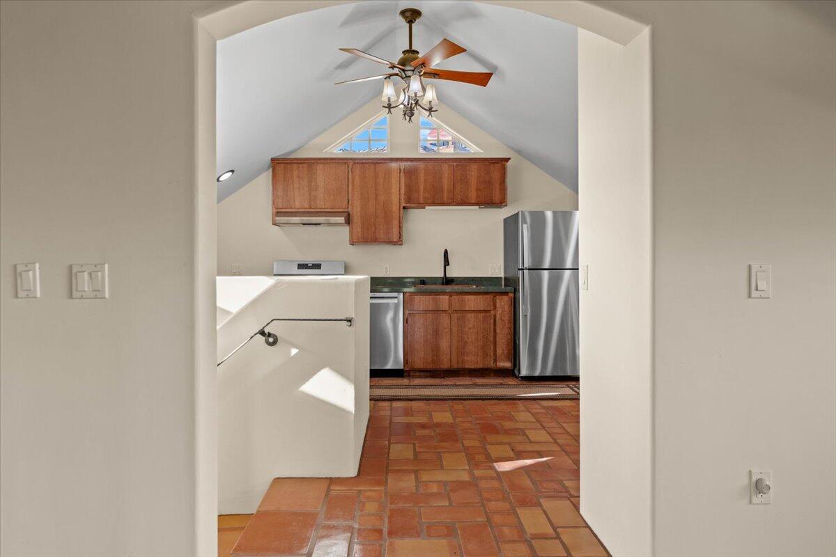 main property photo 89