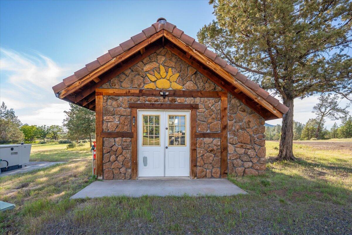main property photo 98