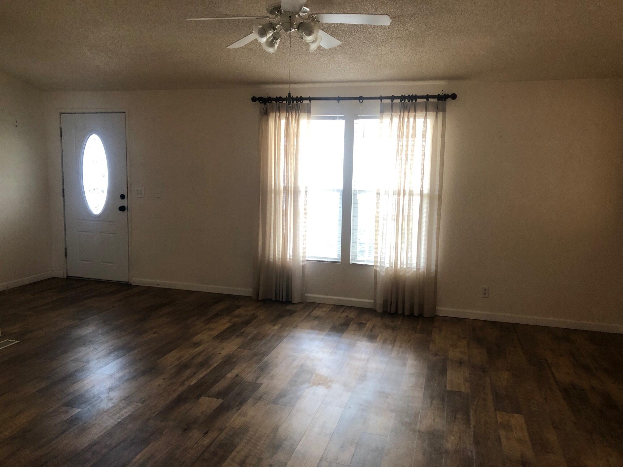 property viewer photo 2