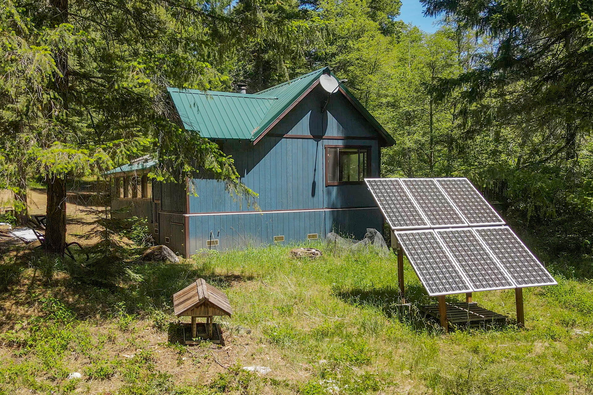 main property photo 11