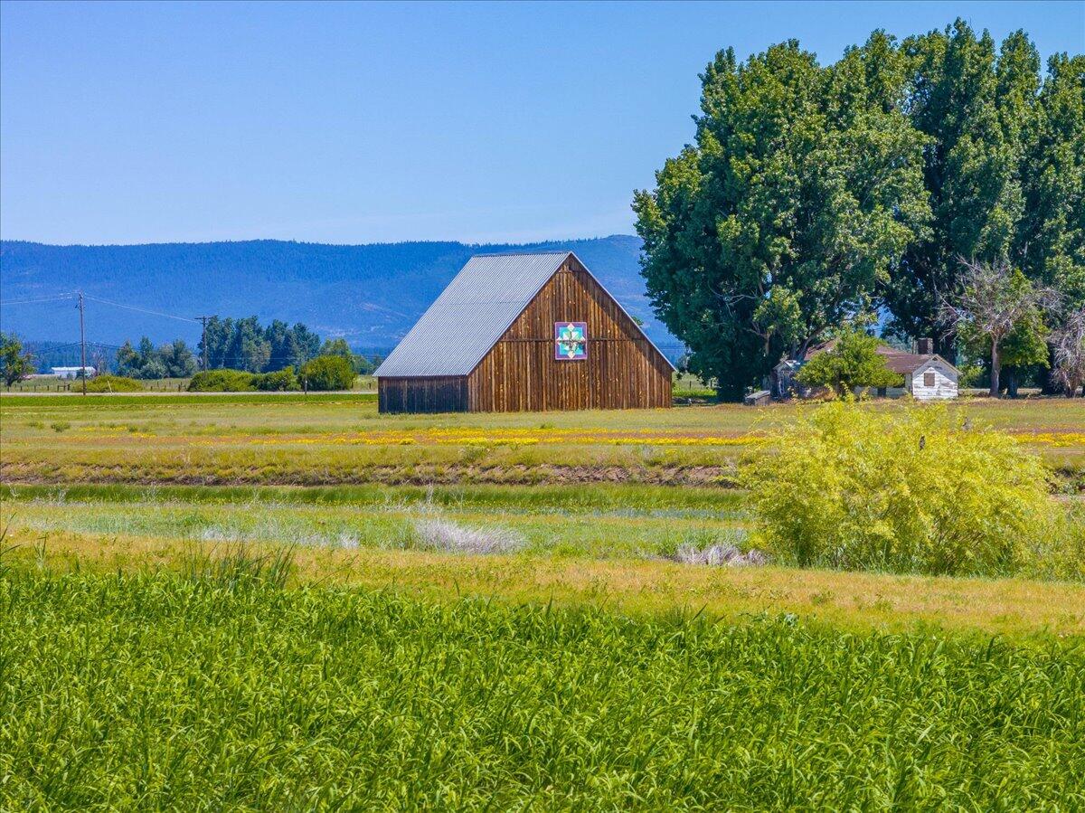 main property photo 65