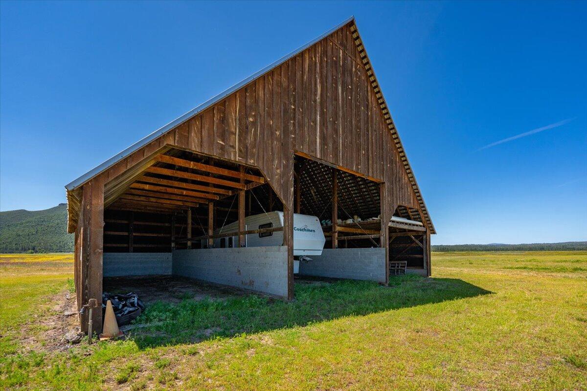 main property photo 67