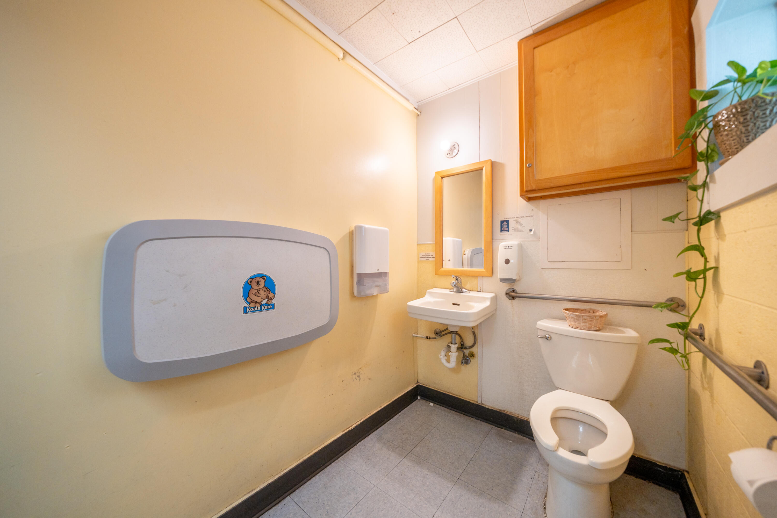 main property photo 18