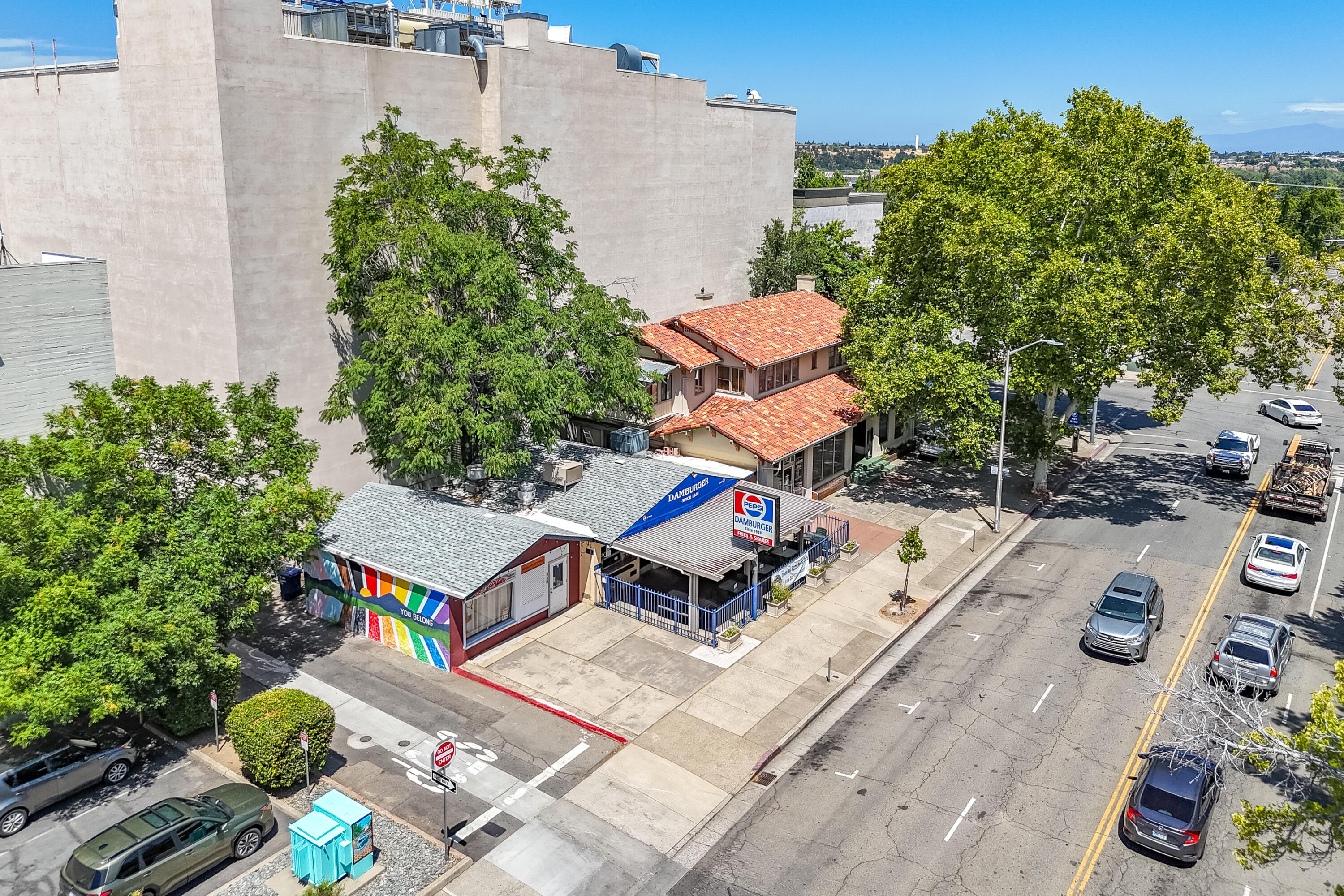 main property photo 23