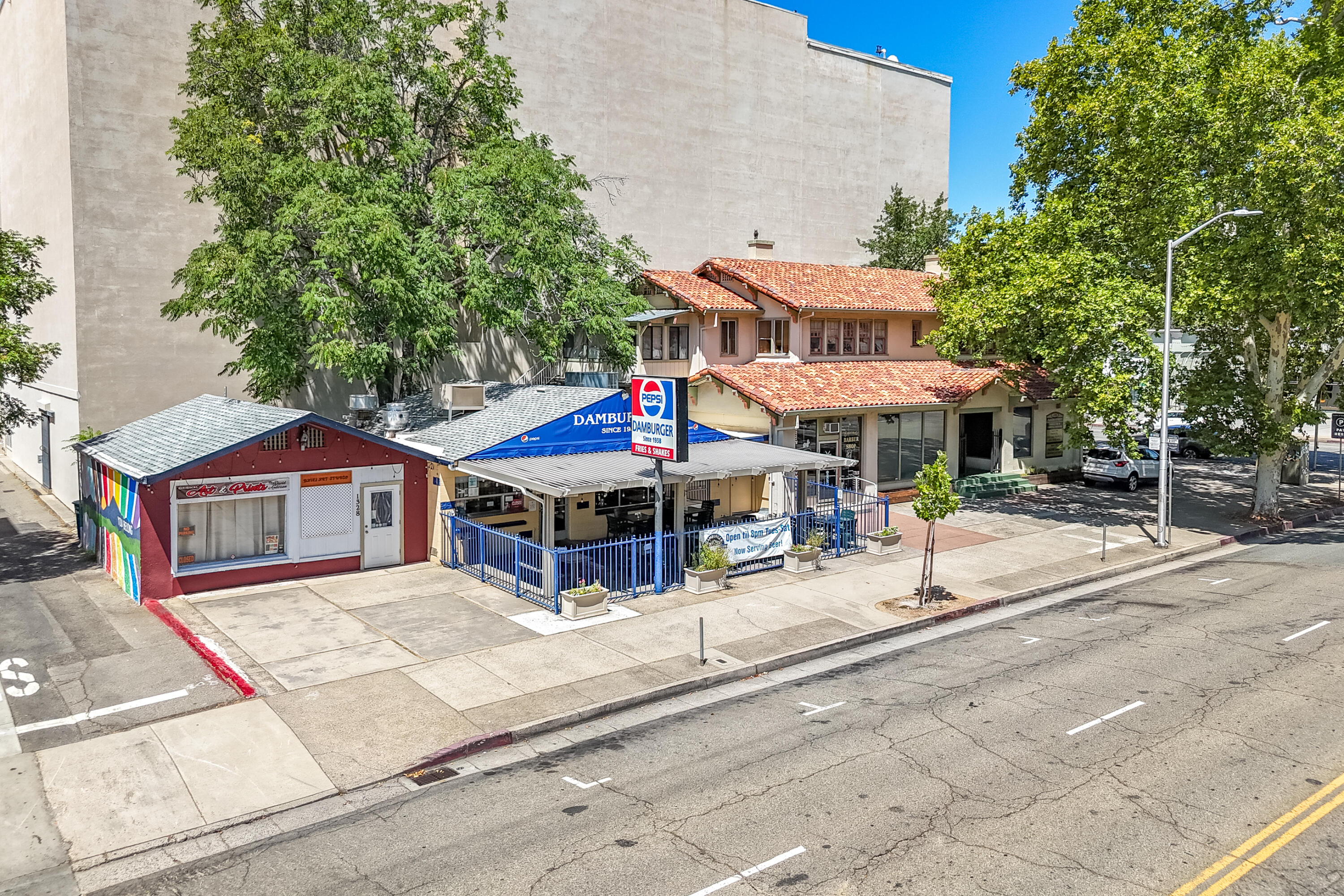 main property photo 24