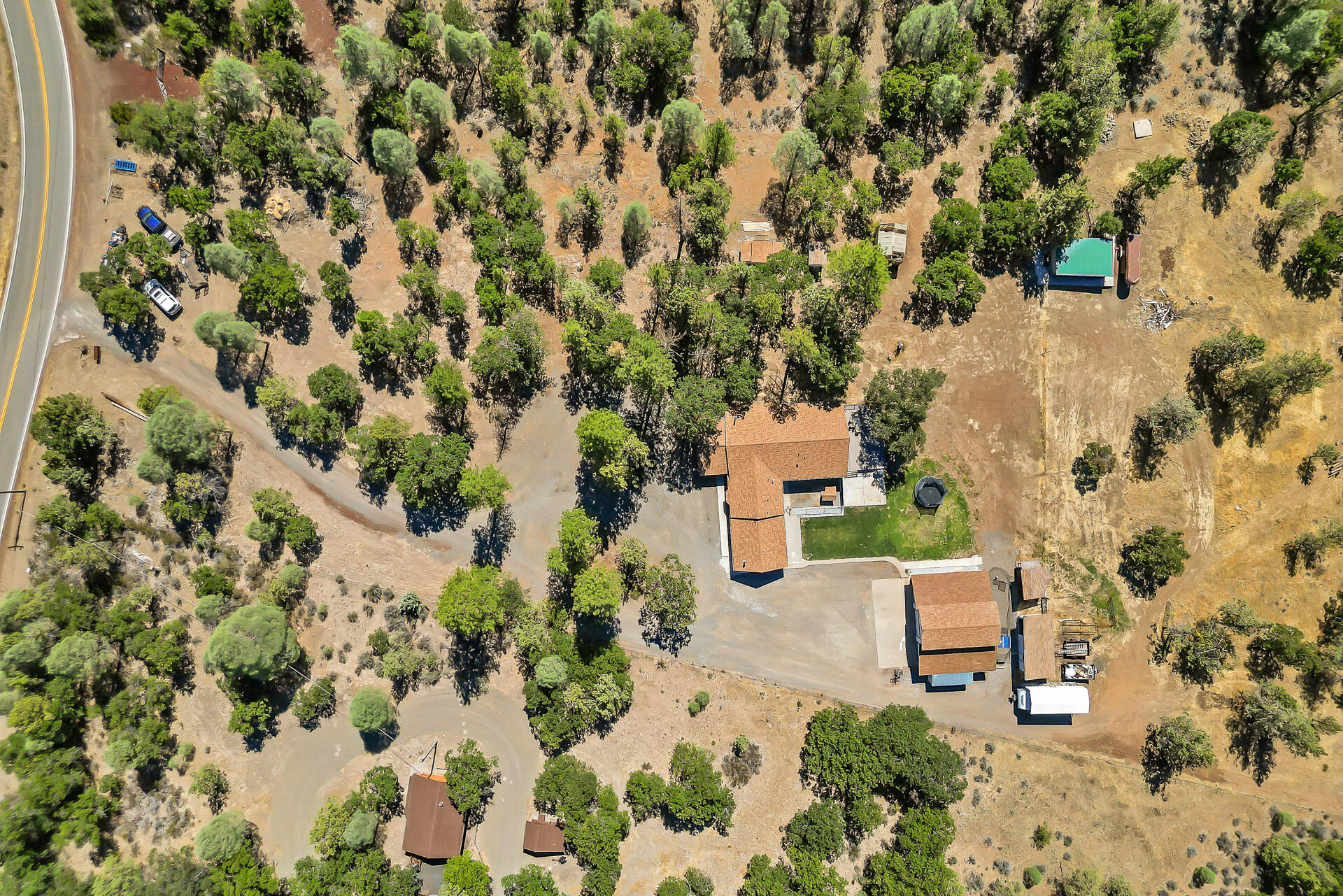 main property photo 3