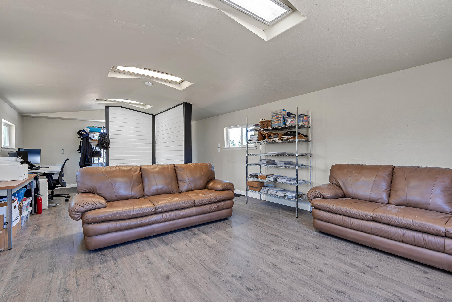 main property photo 59
