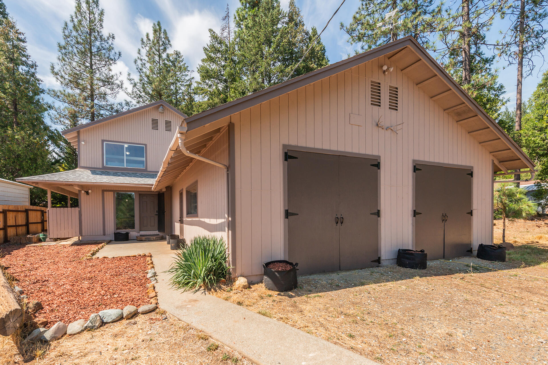 main property photo 57