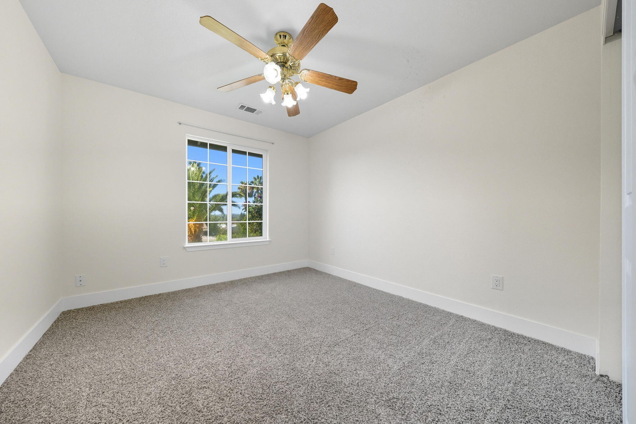 property viewer photo 27