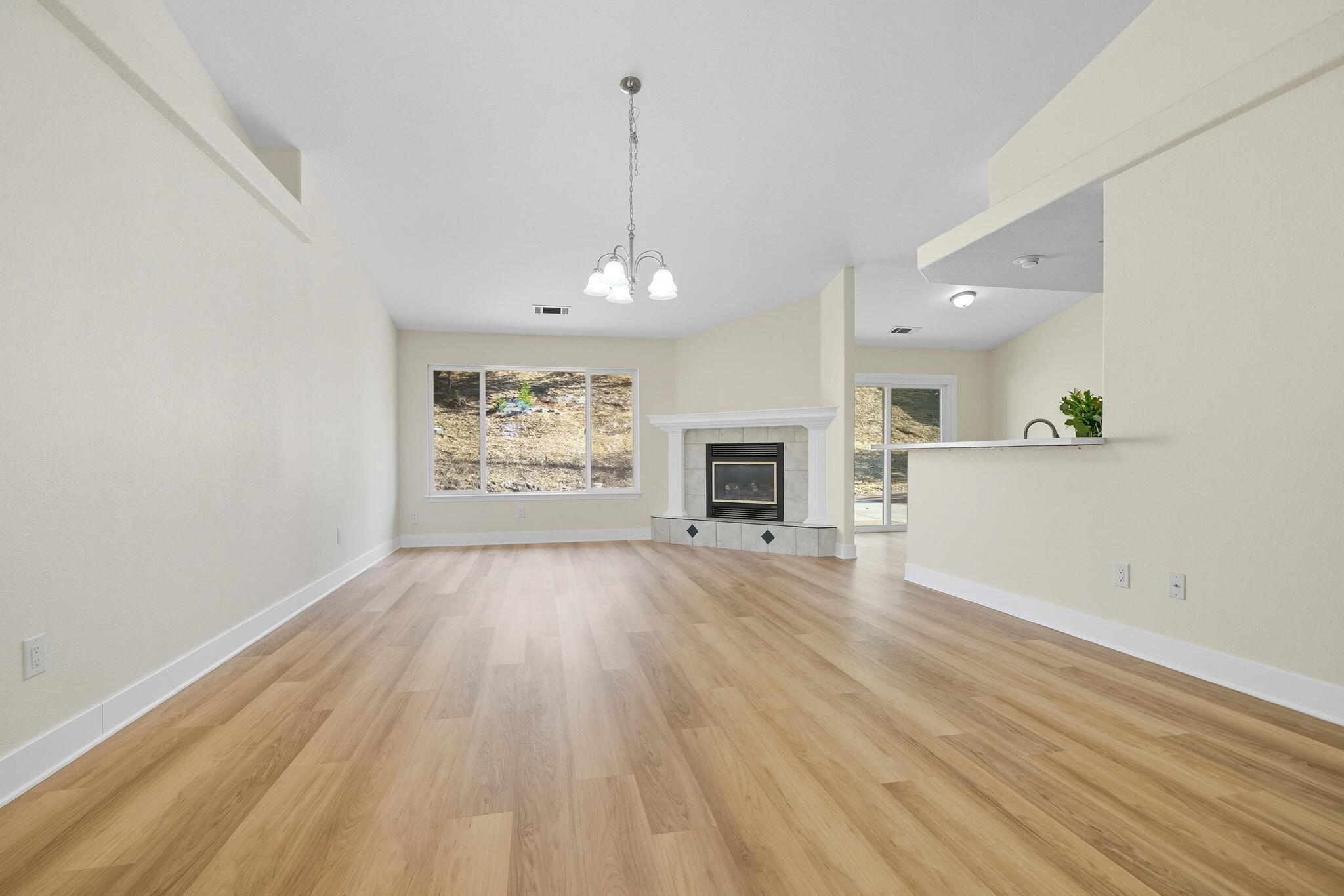 property viewer photo 4